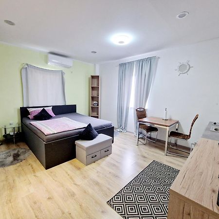 Ibo-Apart 1 Zimmer Apartment In Herzogenaurach Extérieur photo